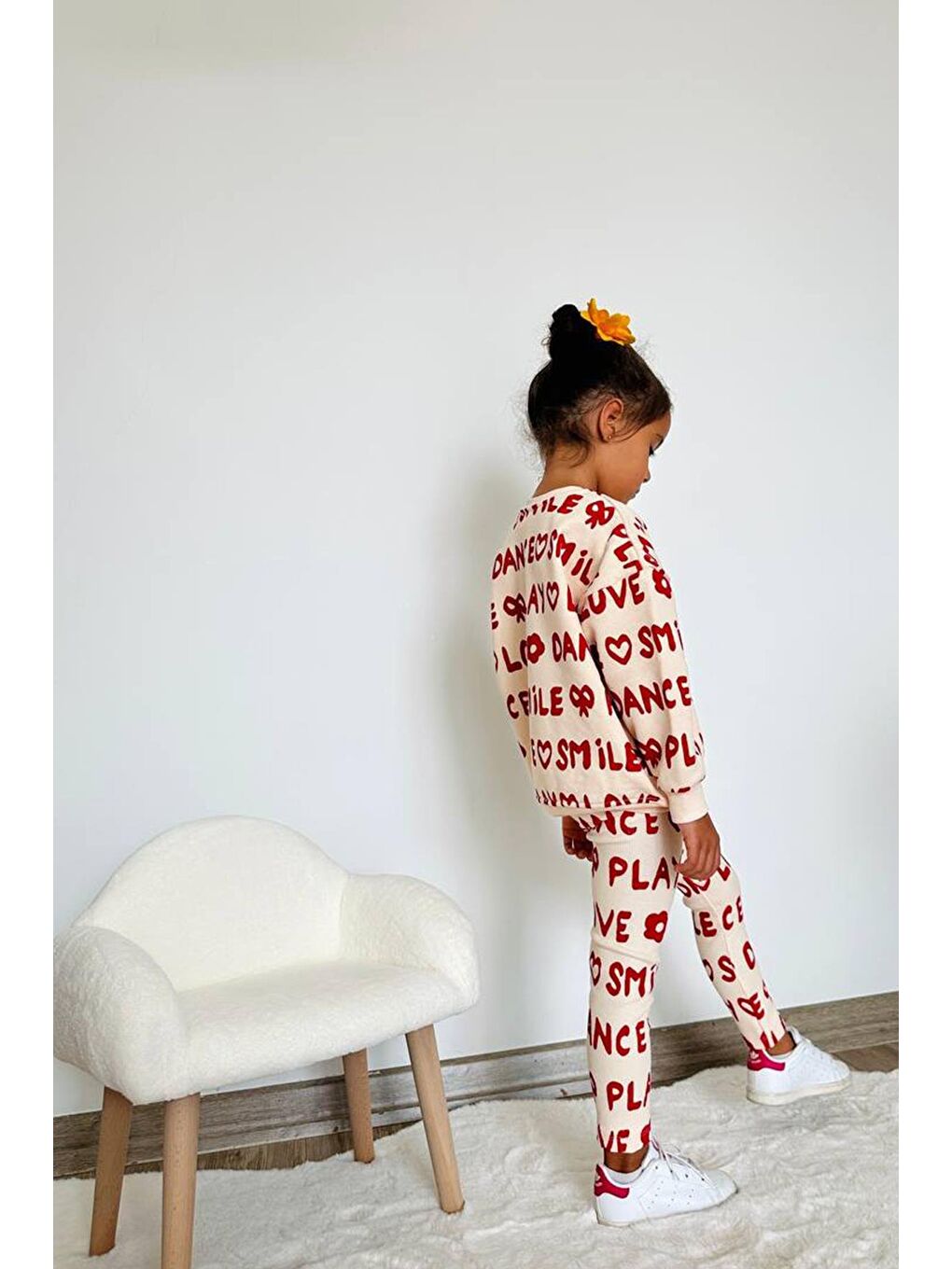Beyaz Kız Çocuk Yazı Baskılı Sweatshirt ve Tayt Alt Üst Takım-4