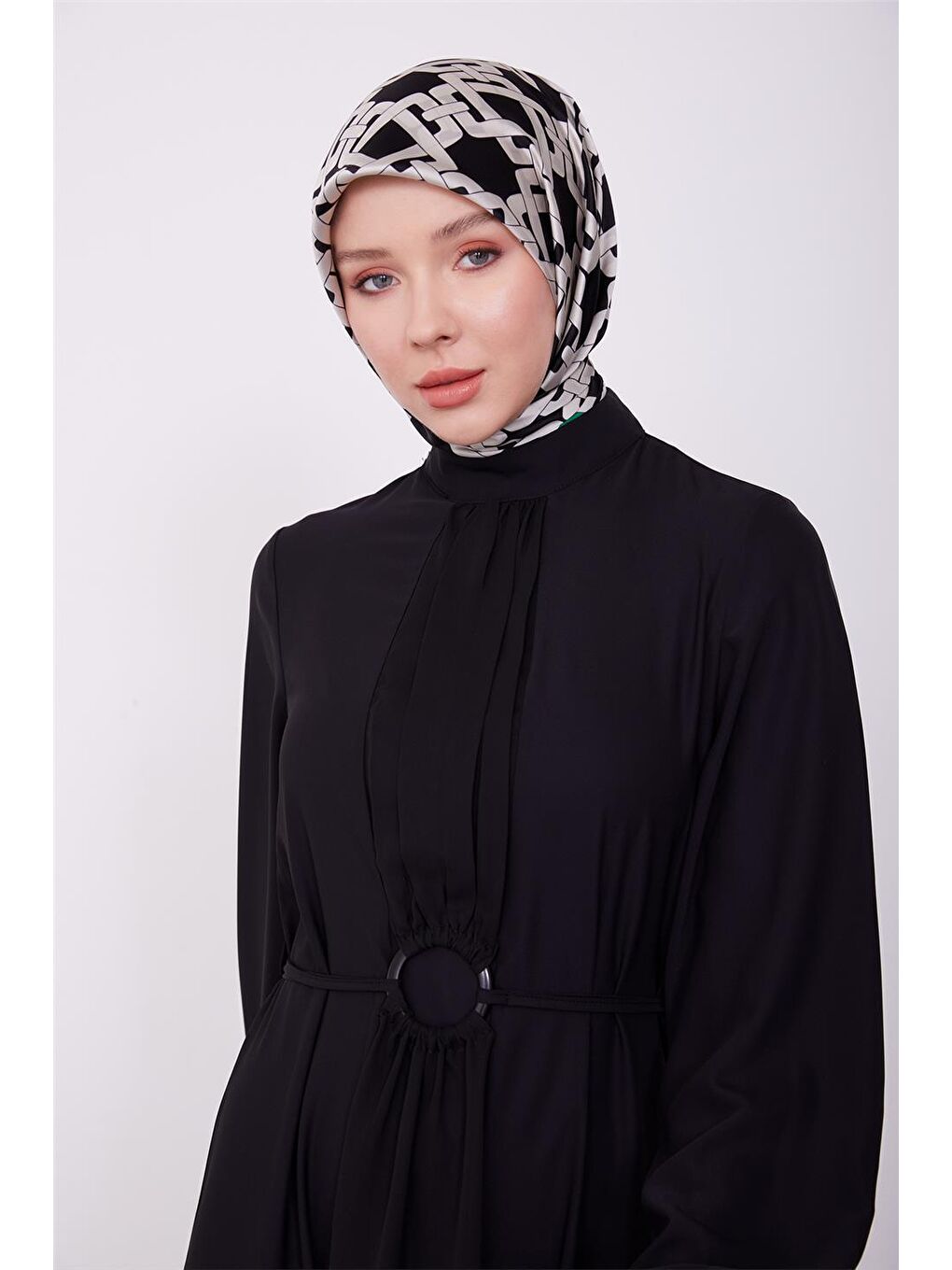 Siyah Beli Toka Detaylı Elbise 23K9704-1