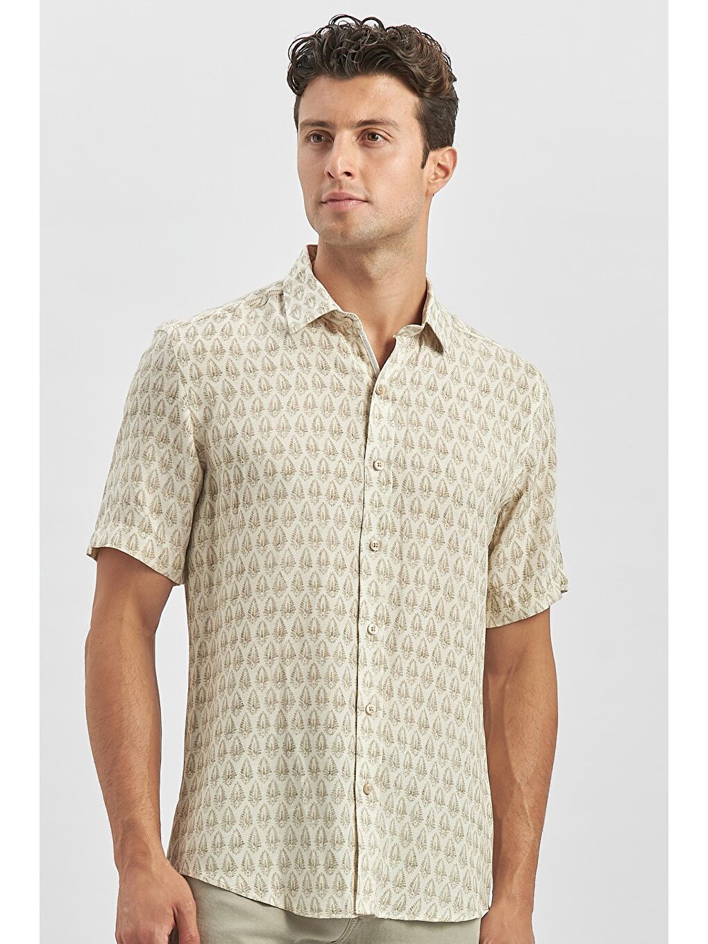 Yeşil Kısa Kollu Baskılı Düğmeli Yaka Keten Casual Slim Fit Dar Kesim Gömlek 1004240241-3