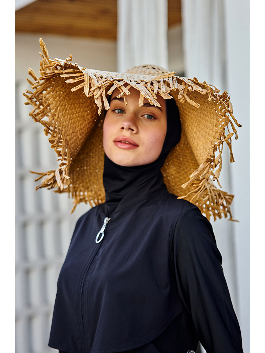 Kahverengi Saçak Detaylı Hasır Plaj Şapkası RŞ-2108 Camel