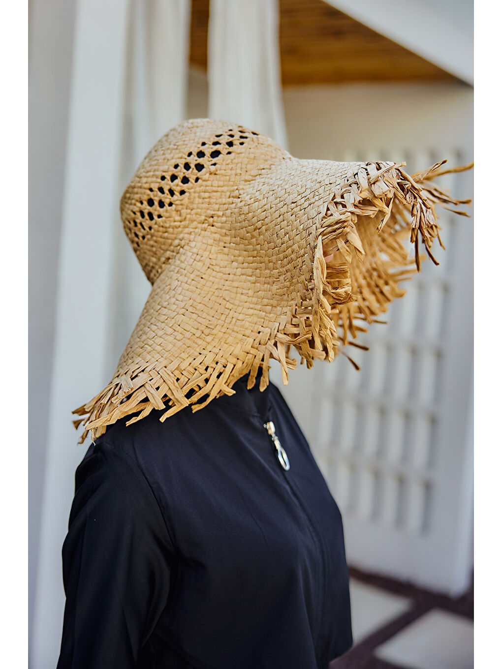 Kahverengi Saçak Detaylı Hasır Plaj Şapkası RŞ-2108 Camel-3