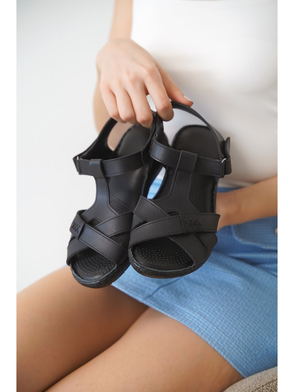 Siyah Loren Hakiki Deri Günlük Ortopedik Kadın Sandalet-2