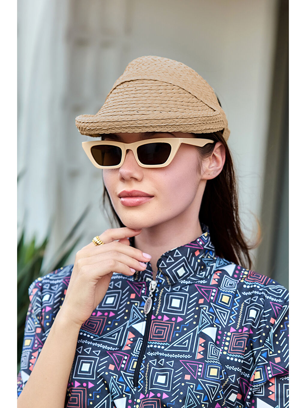 Kahverengi Önü Katlama Detaylı Vizör Hasır Şapka Güneş Koruyucu Siperlik RŞ-2113 Camel01