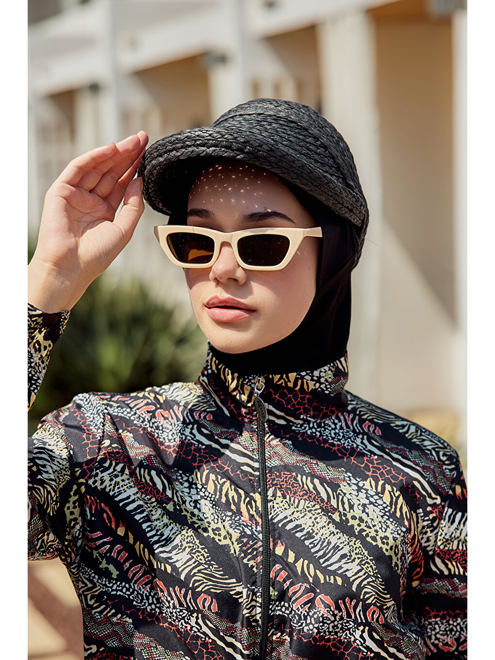 Önü Katlama Detaylı Vizör Hasır Şapka Güneş Koruyucu Siperlik RŞ-2113 Siyah01-1