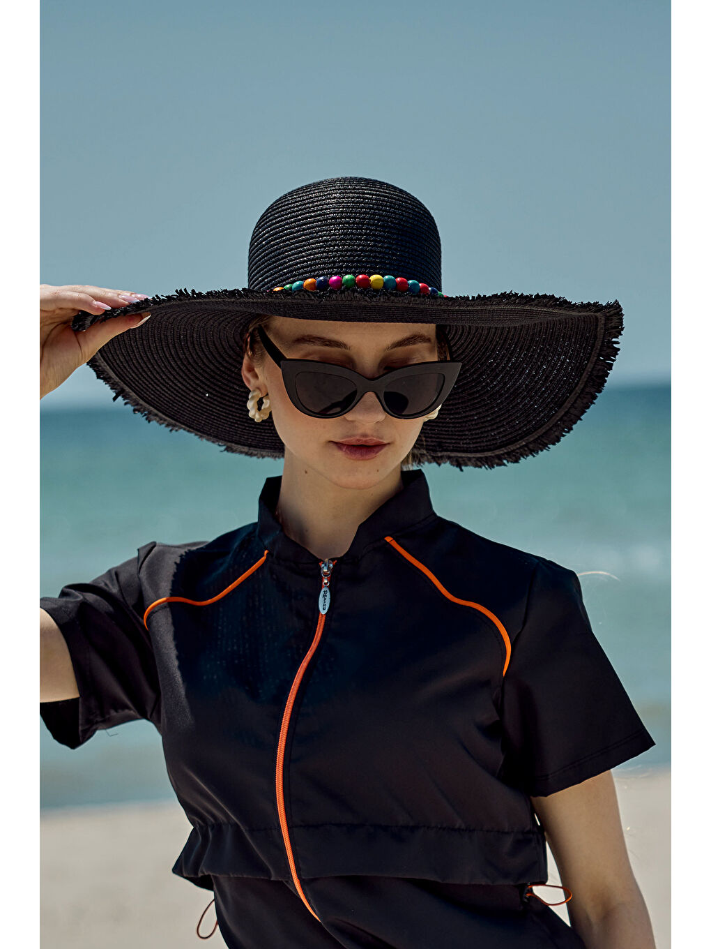 Renkli Boncuk Detaylı Hasır Plaj Şapkası RŞ-2087 Siyah-3