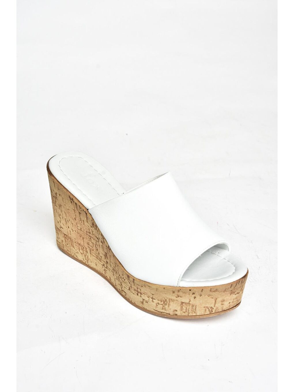 S9960699 Beyaz Kadın Terlik-1