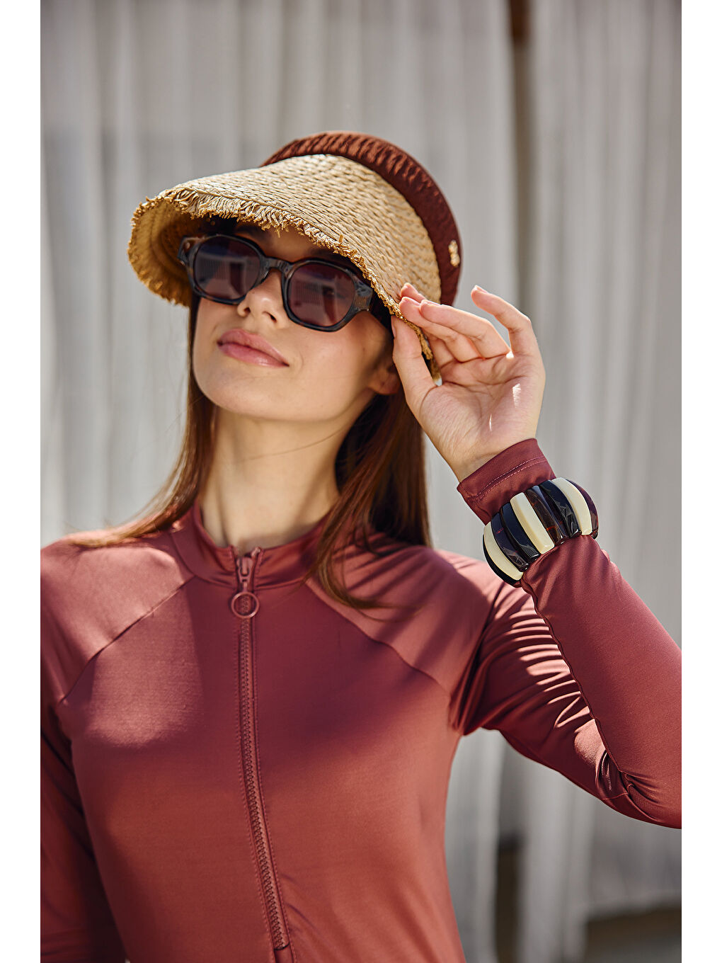 Saçak Detaylı Vizör Hasır Şapka Güneş Koruyucu Siperlik RŞ-2110 Kahverengi-1