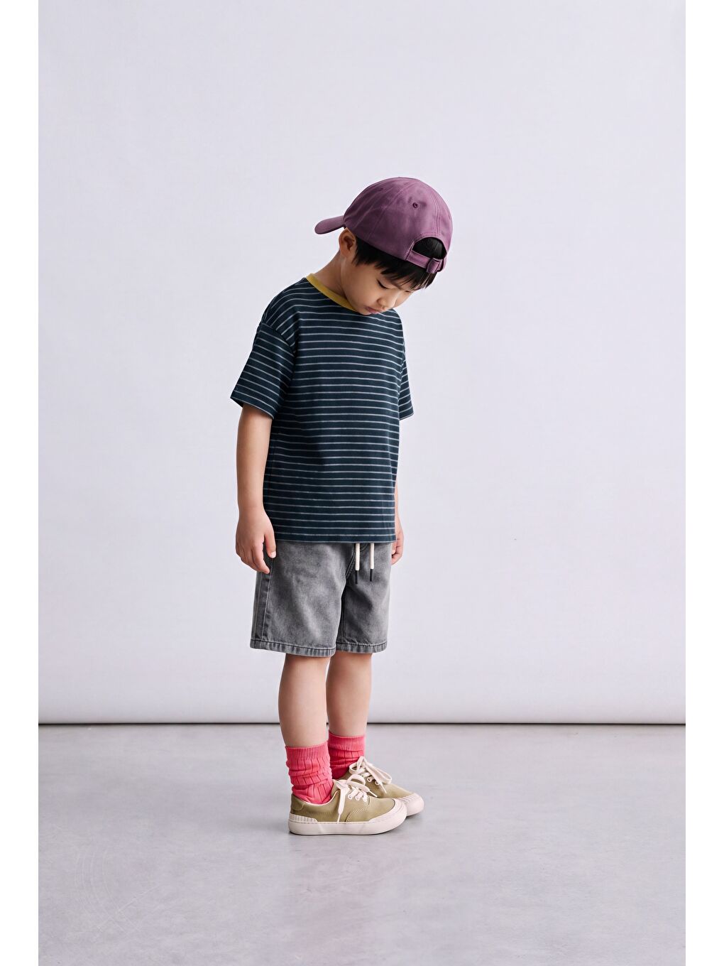 Karışık Erkek Çocuk Pamuklu Çizgili T-Shirt Denim Şort Takım