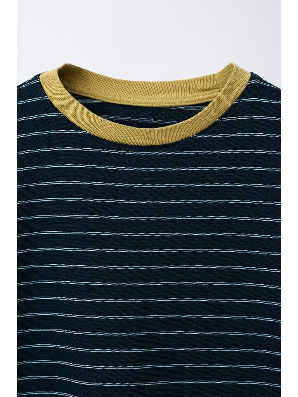 Karışık Erkek Çocuk Pamuklu Çizgili T-Shirt Denim Şort Takım-3