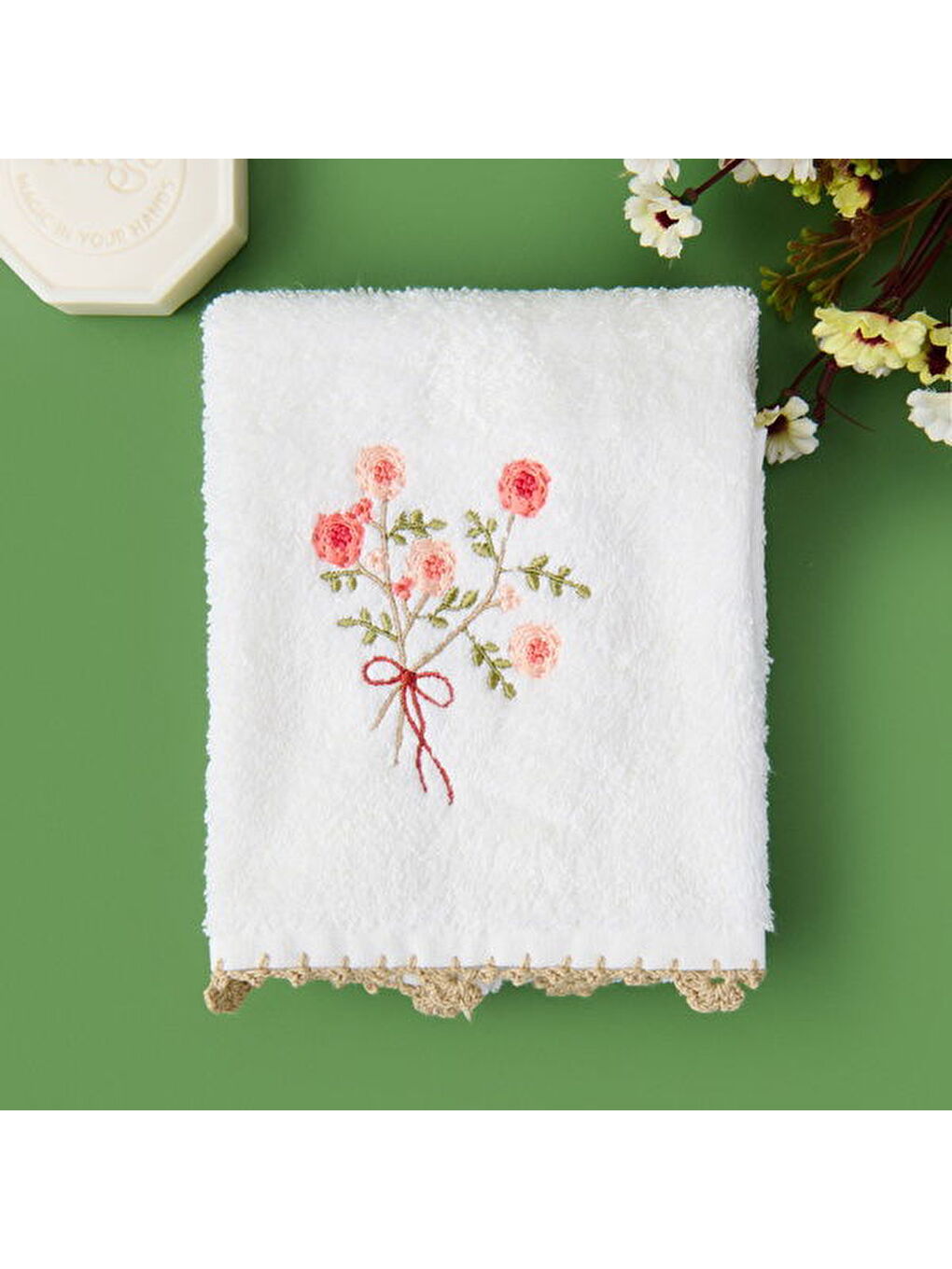 Soft Granny Summer Çiçek Nakışlı El Havlusu - Ekru - 30x50 cm-1