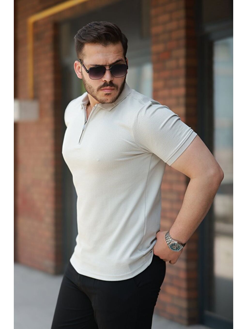 Gri Erkek Fermuarlı Yaka Kısa Kollu Tişört-1