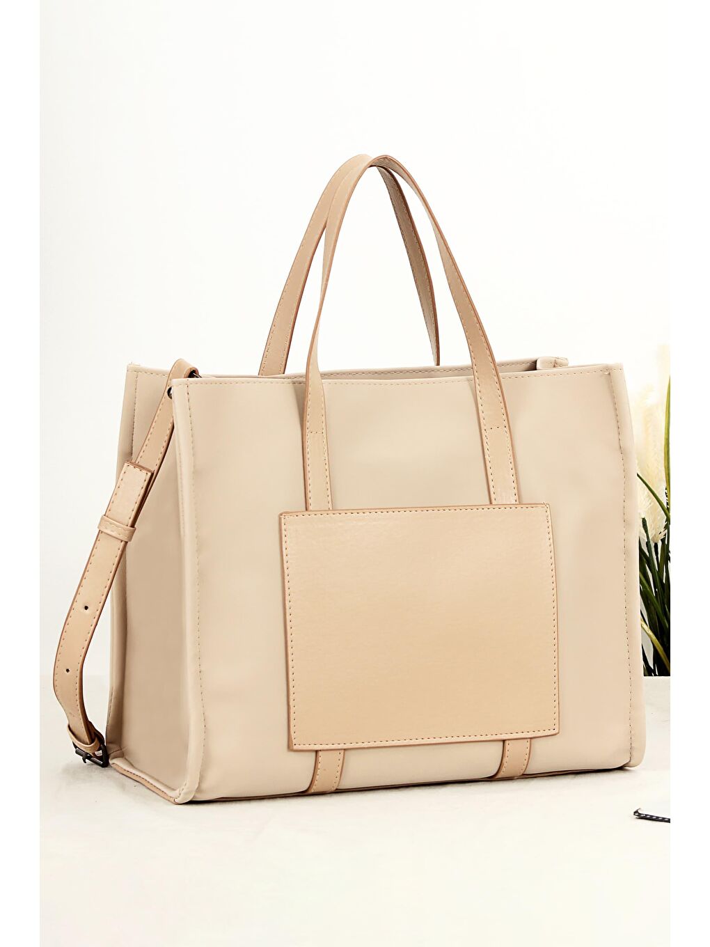 Ekru Manu Saten Önü Cepli Kadın Omuz Çantası BP-4774O