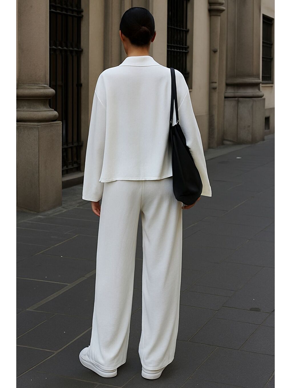 Beyaz Fiyonk Bağlamalı Dokuma Milano Kumaş Takım-1