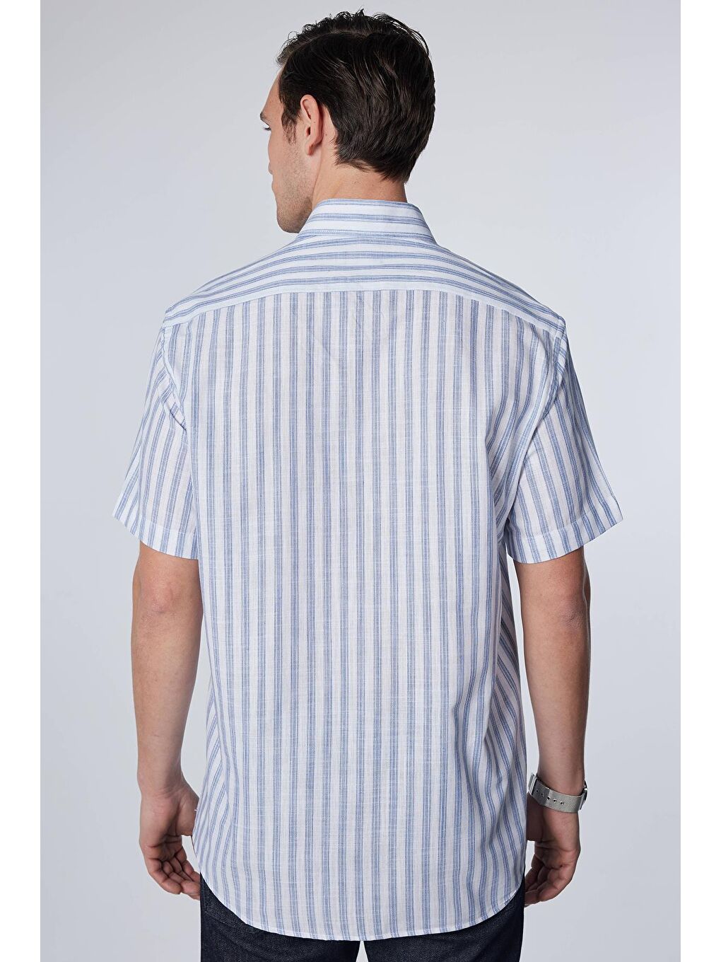 Karışık Erkek Regular Fit Klasik Kesim %100 Pamuk Keten Doku Tek Cepli Çizgili Düğmeli Yaka Gömlek-4