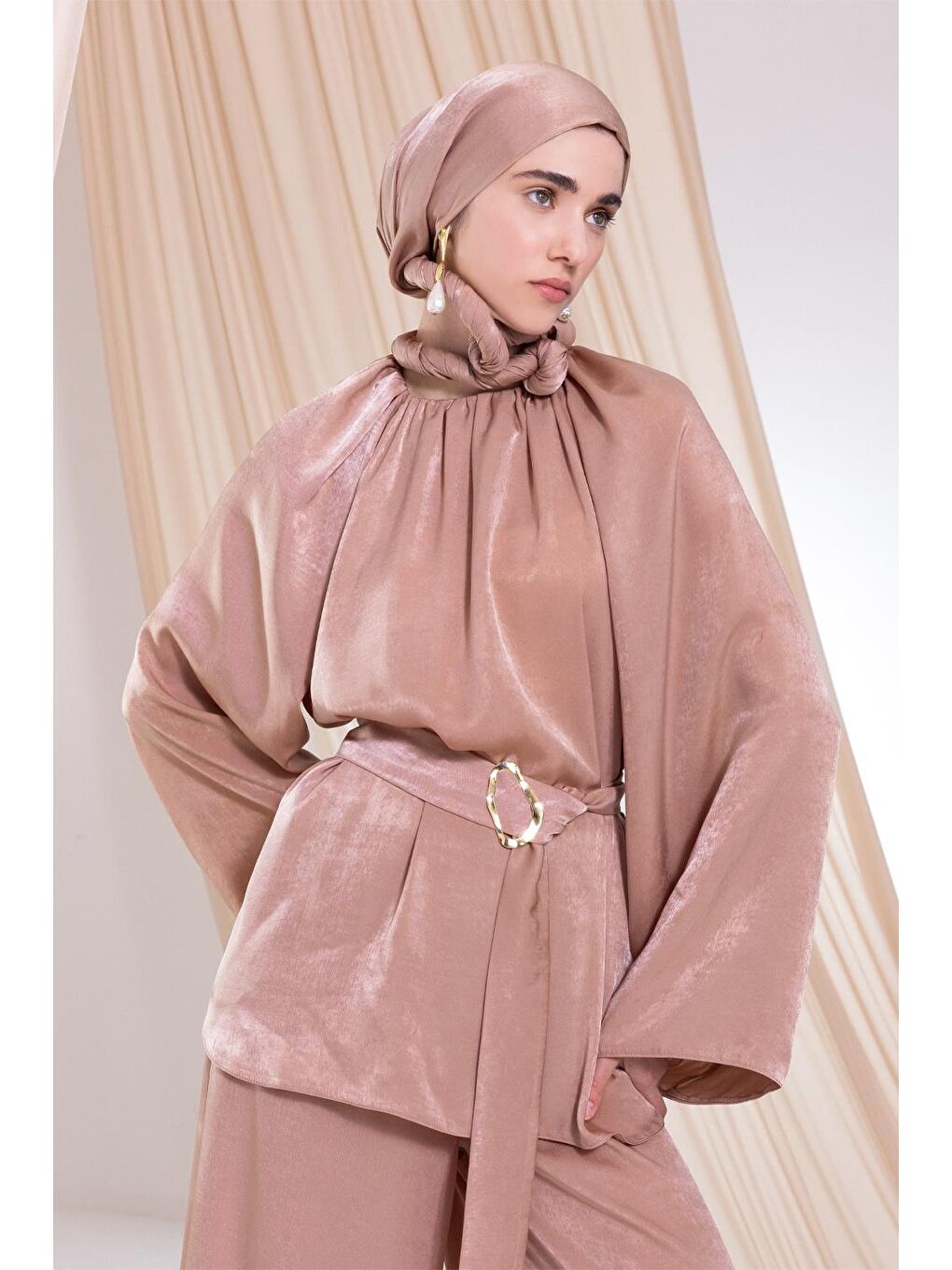 Bej Vizon-Yarasa Kol Büzgülü Yaka Pantolonlu Takım-2