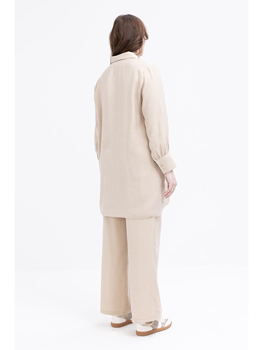 Bej-Yırtmaç Detaylı Büyük Beden Modal Pantolonlu Takım-3