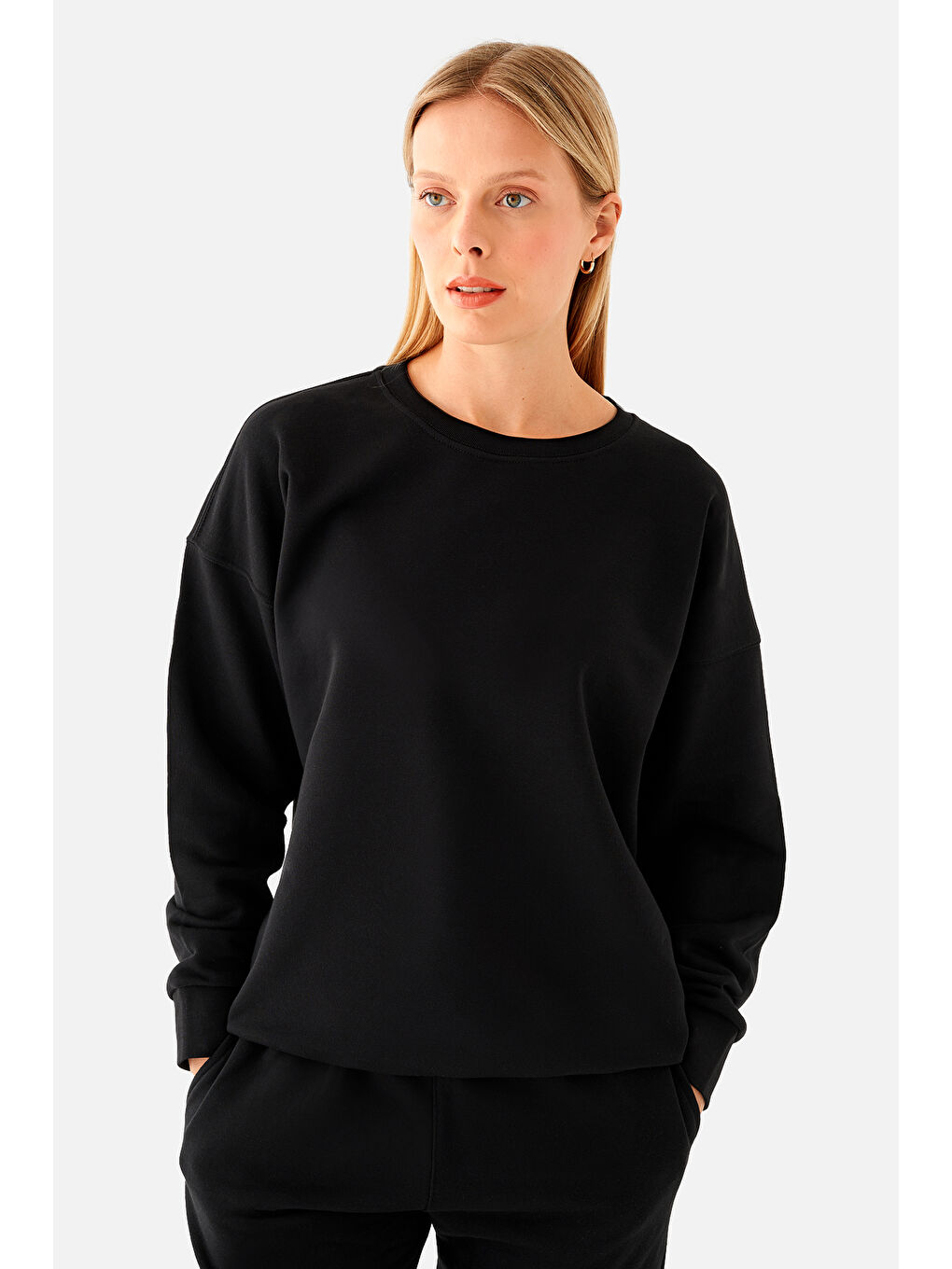 Superstacy Nina Pamuklu Basic Siyah Sweatshirt