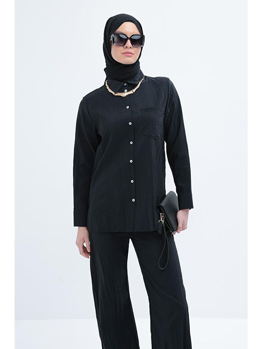 Siyah-Kraşlı Pantolonlu Takım-3