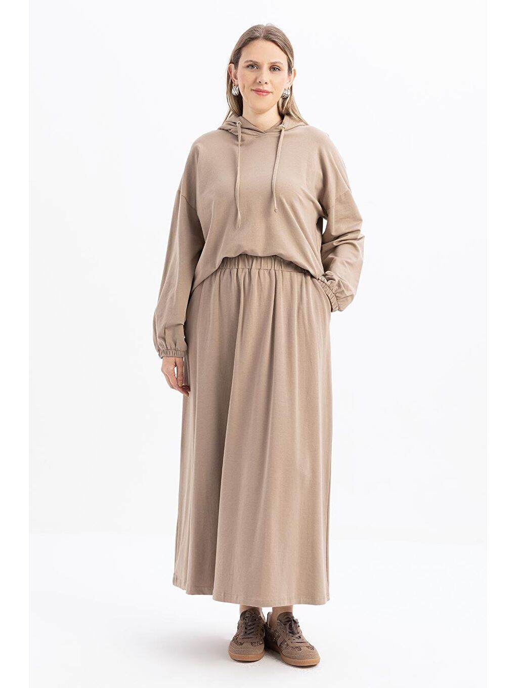 Bej Vizon-Kapüşonlu Elastanlı Etekli Takım-3