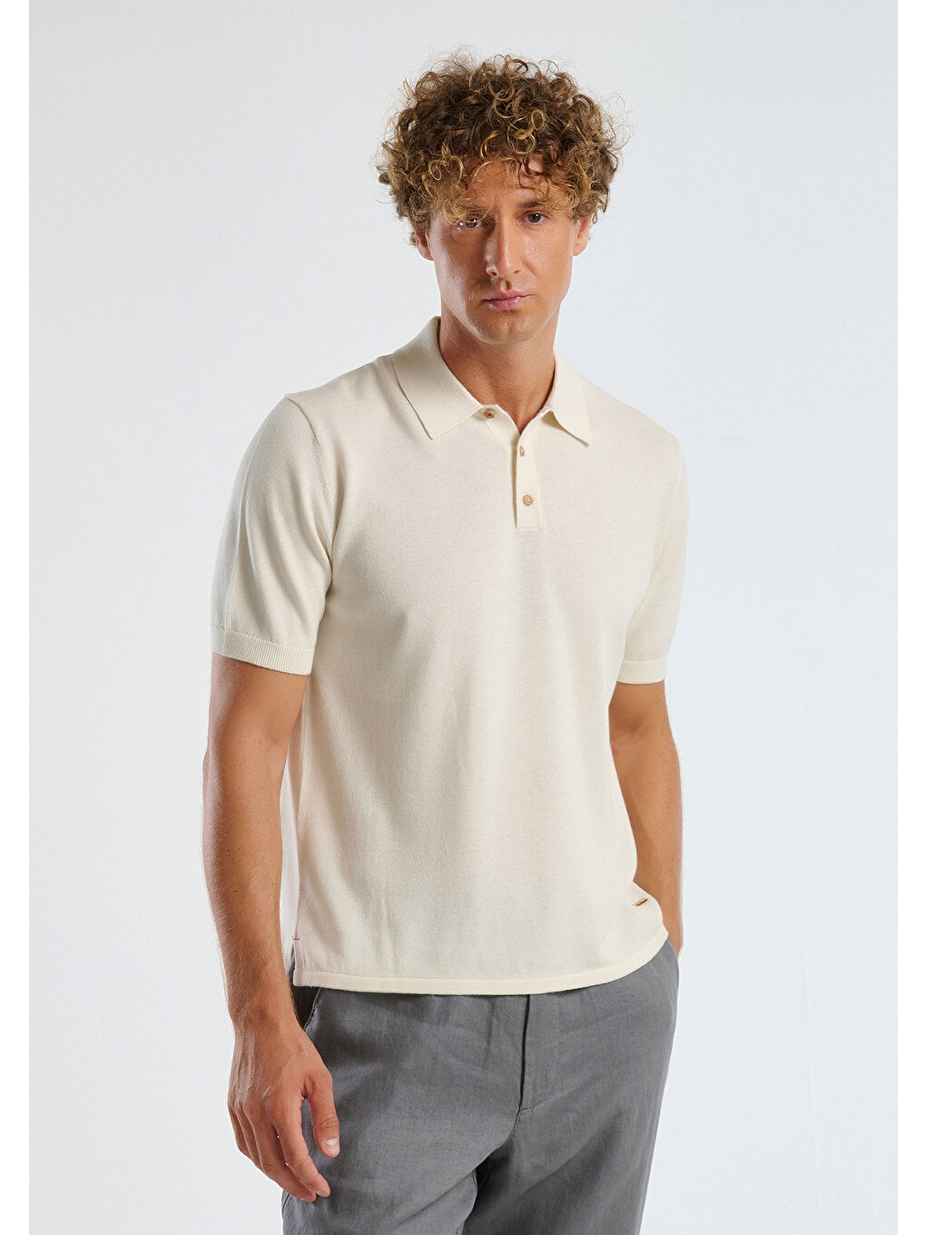 Ekru Erkek Krem Kenevir Karışımlı Regular Fit Triko Polo T-Shirt