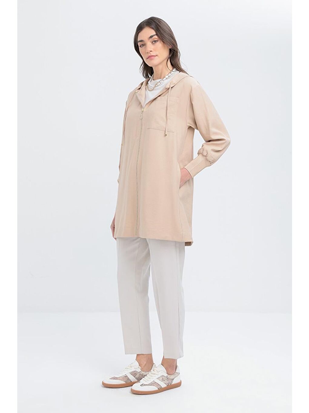 Bej-Kolları Ribanalı Kapüşonlu Kap-2