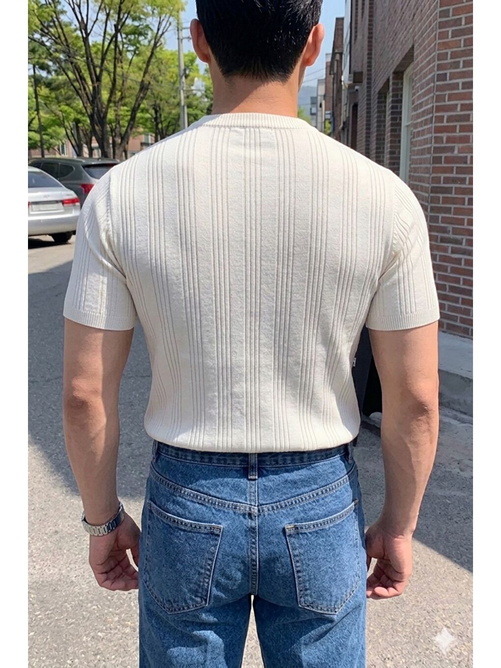 Beyaz Old Money Fit Bisiklet Yaka Çizgili Triko T-Shirt – Slim Kalıp Premium Kahve-1