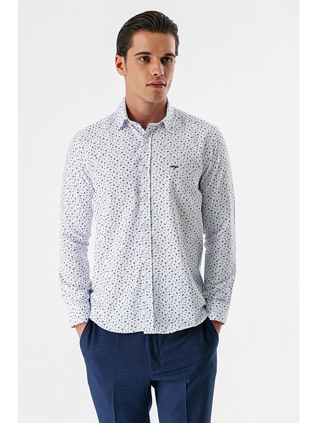 Beyaz Uzun Kollu Baskılı Bez Ayağı Düğmeli Yaka Cepsiz Pamuklu Slim Fit Gömlek 1004235170