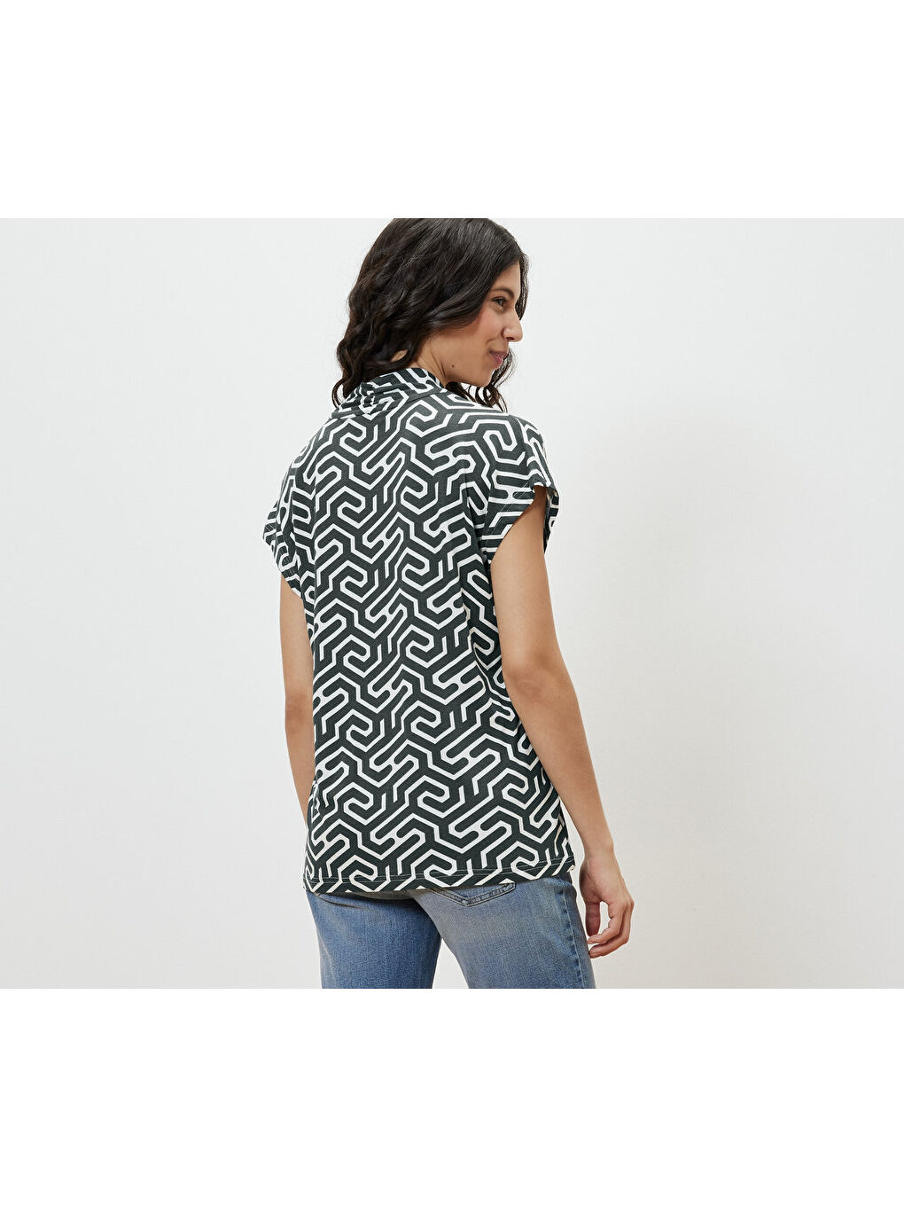 Siyah Kadın Bluz, V Yaka, Kısa Kollu-1