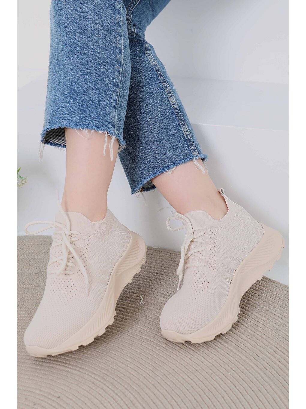 Kadın Bej Yüksek Tabanlı Spor Ayakkabı - 27082-2