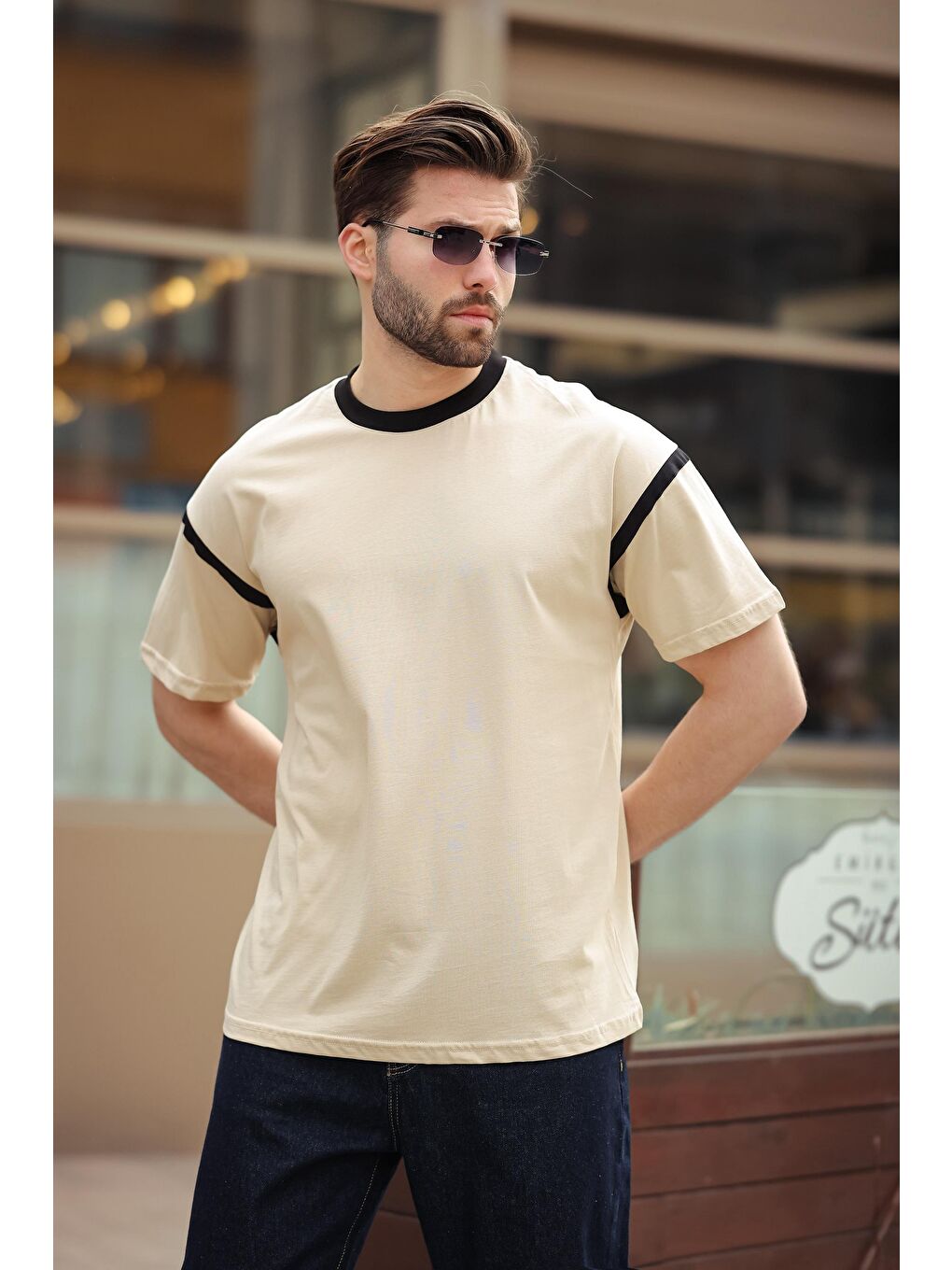 Bej Bisiklet Yaka Regular Fit Erkek %100 Pamuk Tişört E7126-1