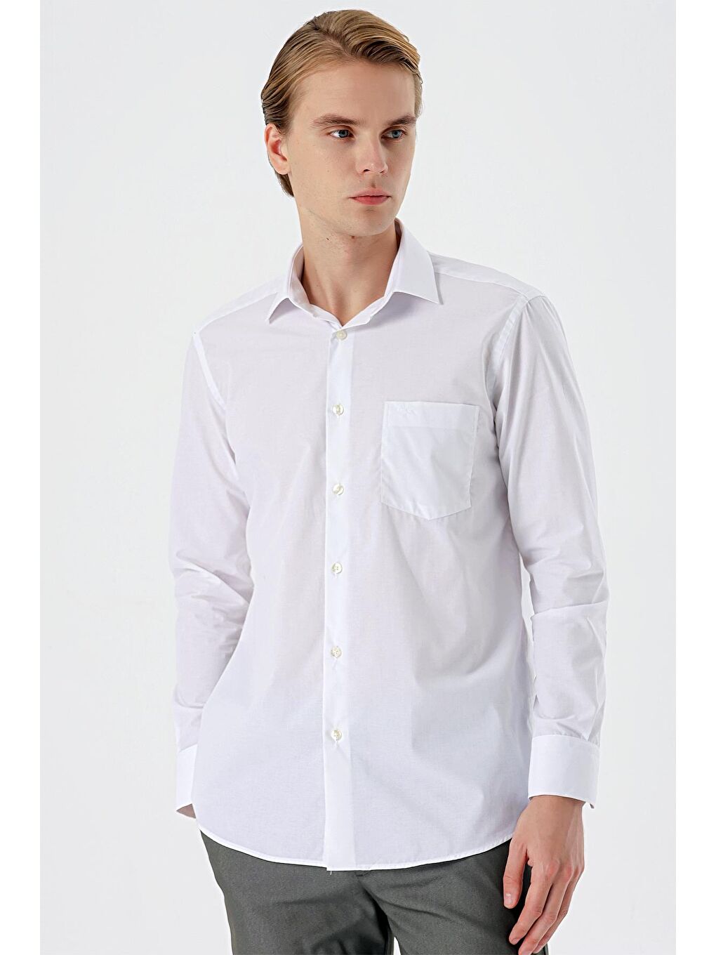 Beyaz Uzun Kol Filafil Desen Filafil Sert Yaka Cepli Pamuklu Basic Comfort Fit Gömlek 1004245002-2