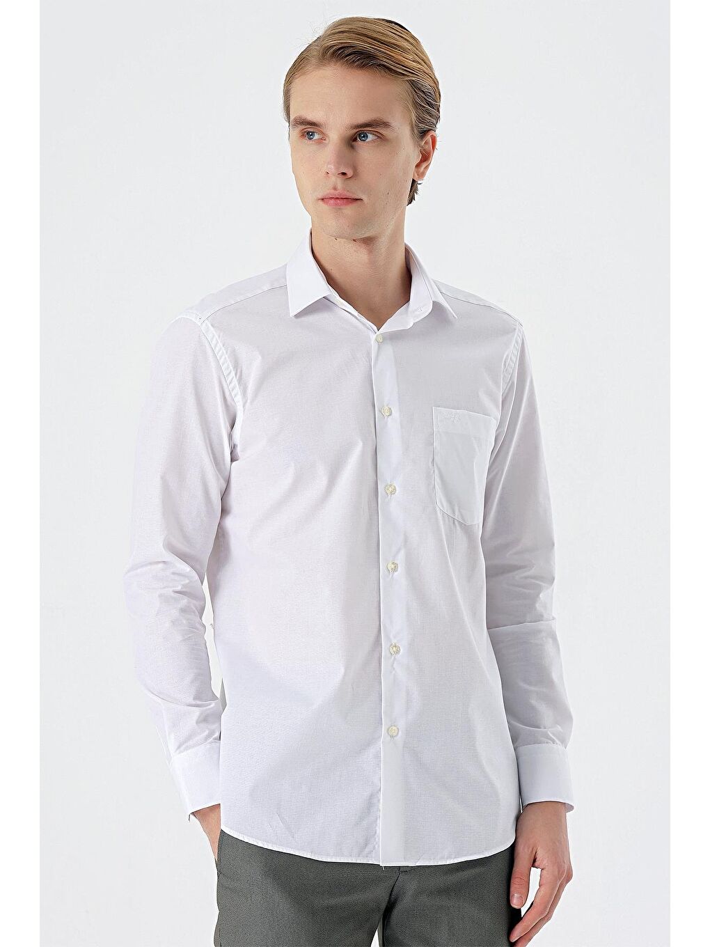 Beyaz Uzun Kol Filafil Desen Filafil Sert Yaka Cepli Pamuklu Basic Comfort Fit Gömlek 1004245002-3