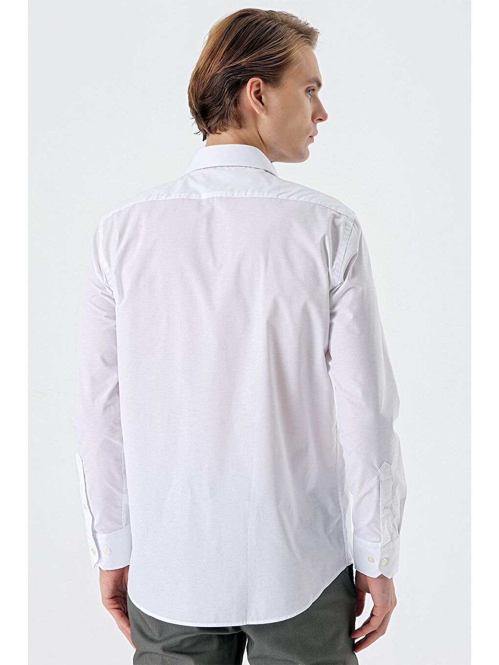 Beyaz Uzun Kol Filafil Desen Filafil Sert Yaka Cepli Pamuklu Basic Comfort Fit Gömlek 1004245002-5