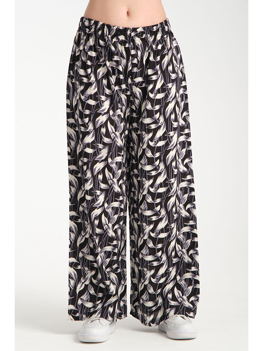 Mor Kadın Desenli Dökümlü Viskon Pantolon 1069