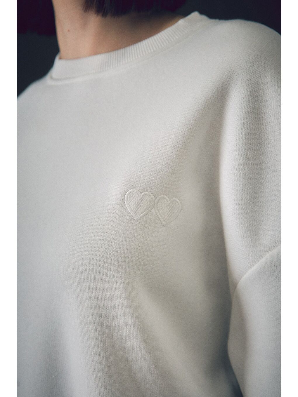 Ekru 3 İplik Çift Kalp Nakışlı Oversize Sweatshirt-3