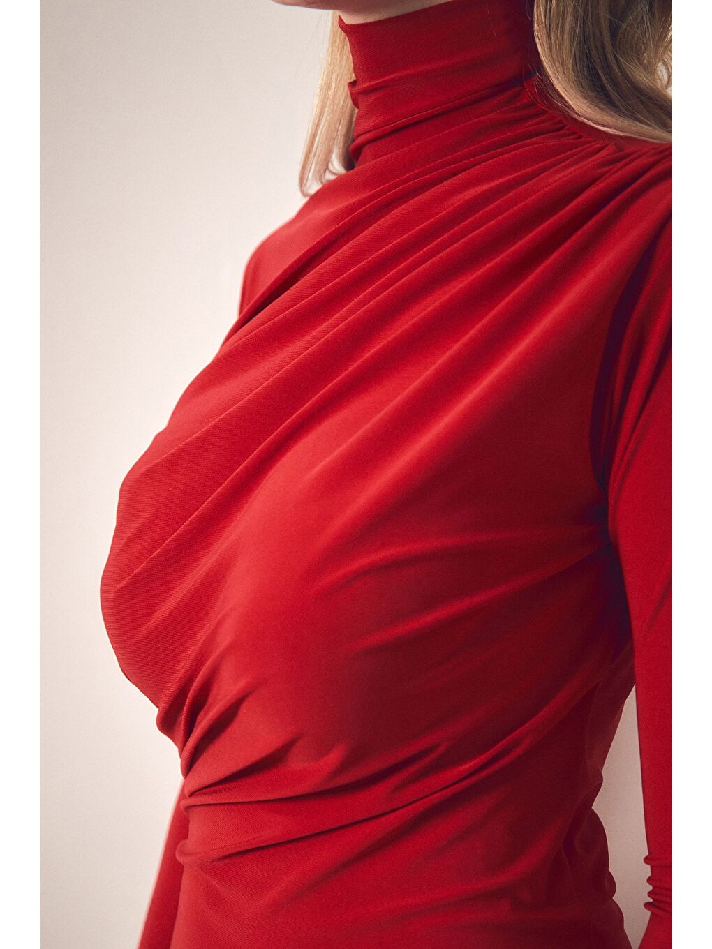 Kırmızı Drapeli Balıkçı Yaka Elbise-3