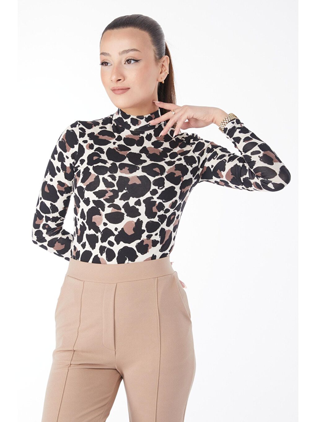 Yarım Balıkçı Yaka Kadın Siyah Desenli Bady - 24694-2