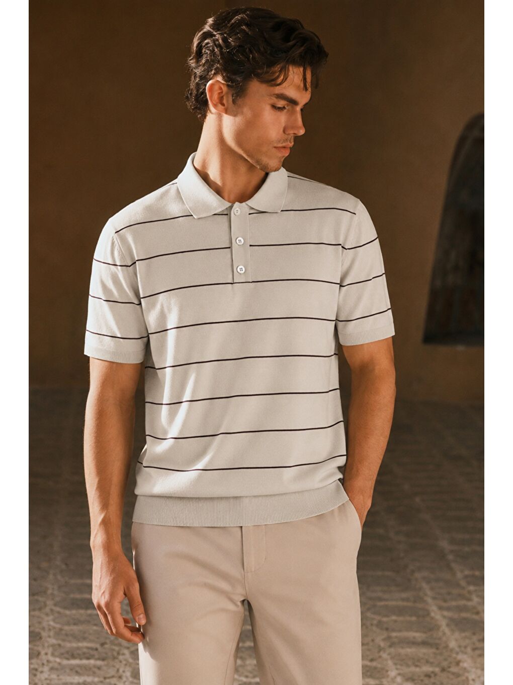 Bej Erkek Old Money Çizgili Polo Yaka Triko Tişört Slim Fit-1