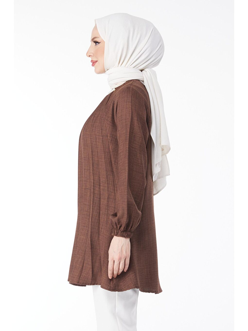 Hakim Yaka Kadın Kahverengi İncili Büzgülü Tunik - 24623-3
