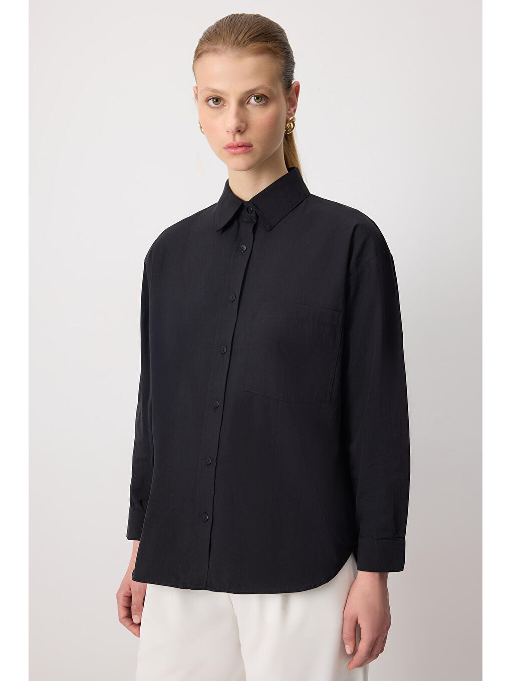 Siyah Tek Cepli Oversıze Gömlek-1