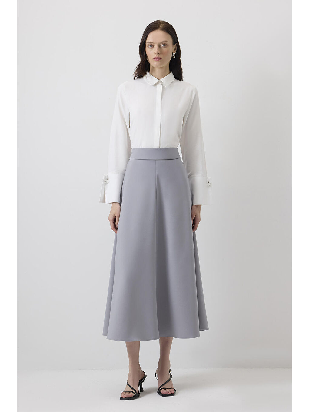 Gri Volanlı Krep Etek
