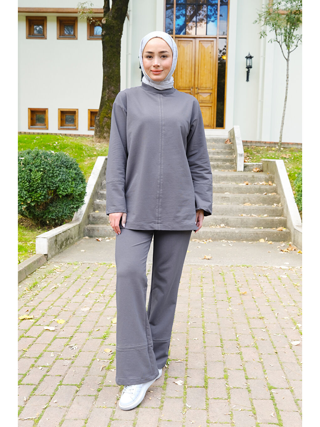 Süs Dikiş İkili Takım Gri