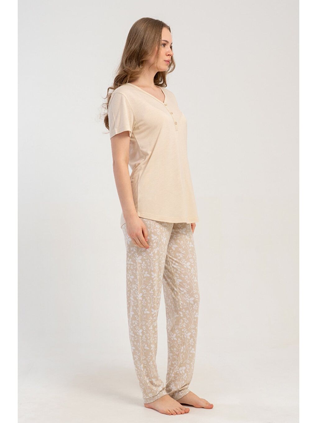 Damla Yaka Yarım Düğmeli Pijama Takımı Bej-512182-6