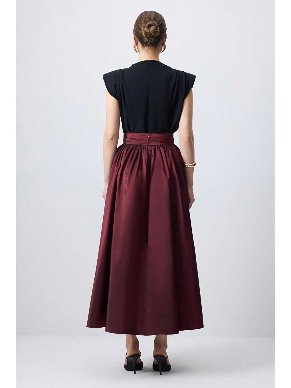 Bordo Beli Büzgülü Tafta Etek-4