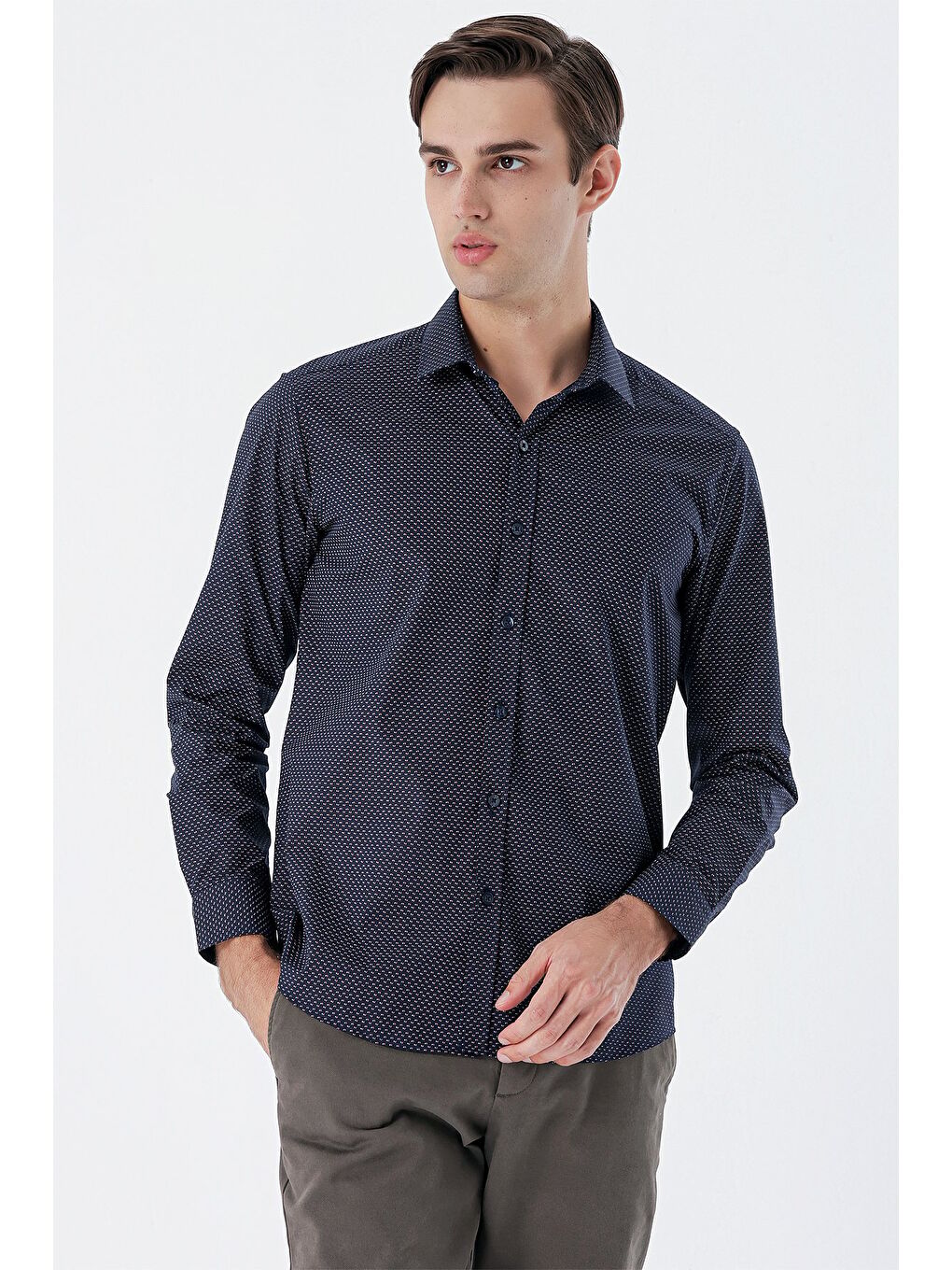 Lacivert Uzun Kollu Baskılı  Sert Yaka Cepsiz  Pamuklu Klasik Slim Fit Dar Kesim Gömlek 1004235146