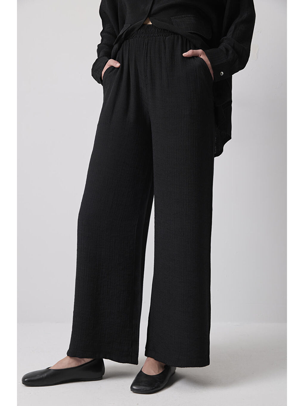 Siyah Cep Detaylı Gömlek Pantolon Takım-4