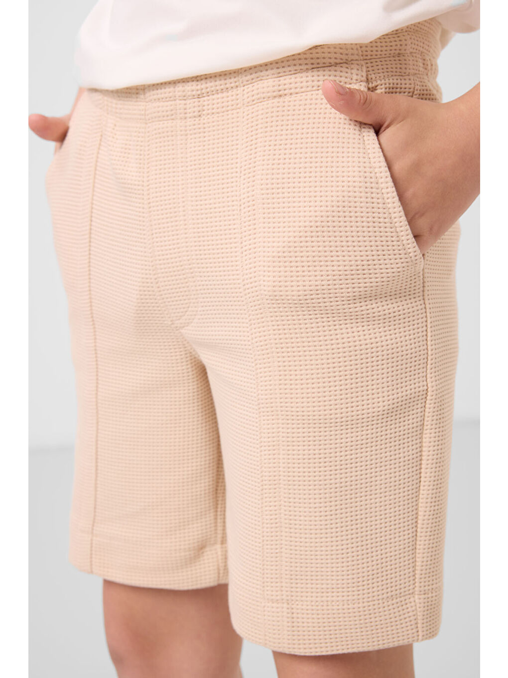 Bej Pamuklu Yumuşak Dokulu Standart Fit Basic Erkek Çocuk Şort - 11289-3