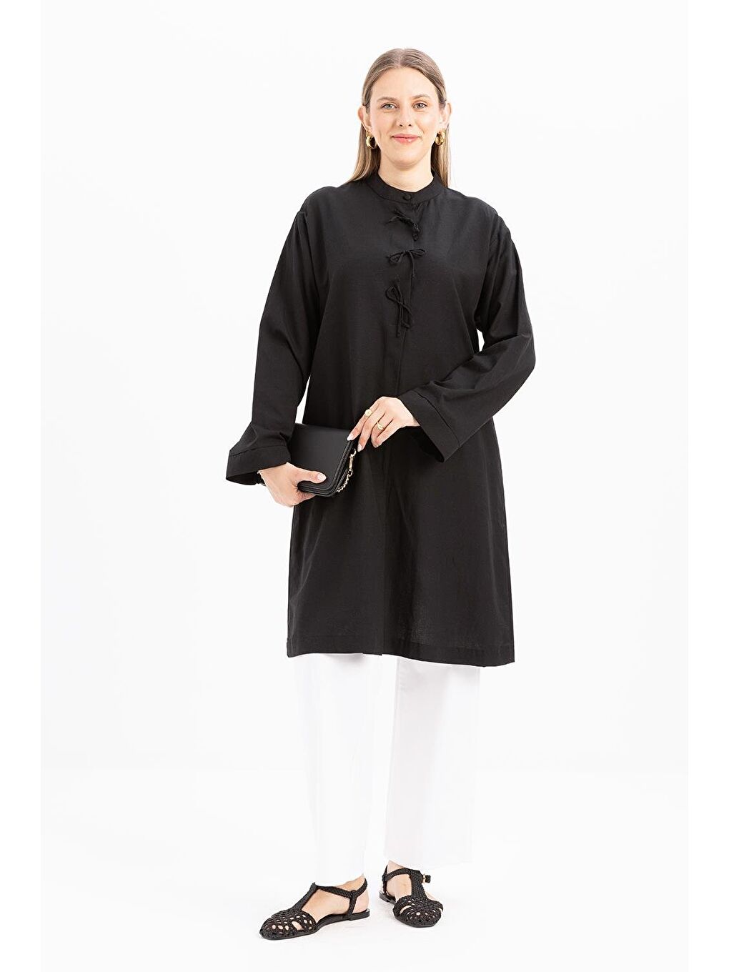 Siyah-Yarım Patlı Bağlamalı Keten Tunik-1