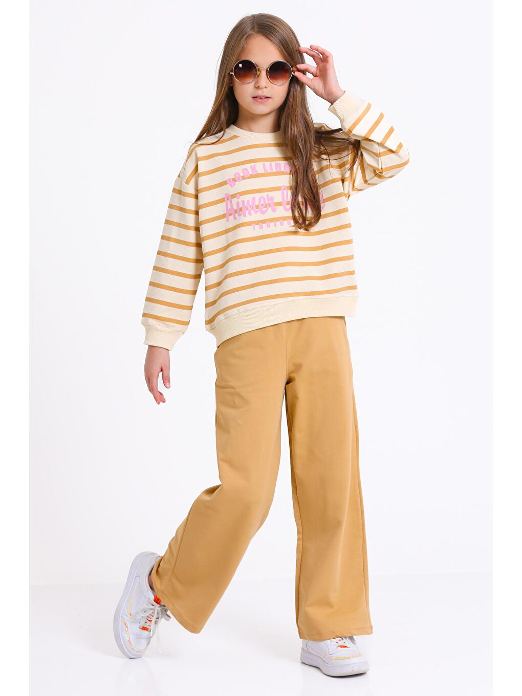 Kız Çocuk Bej Book Library Baskı 5-9 Yaş Takım - 23292-1-1