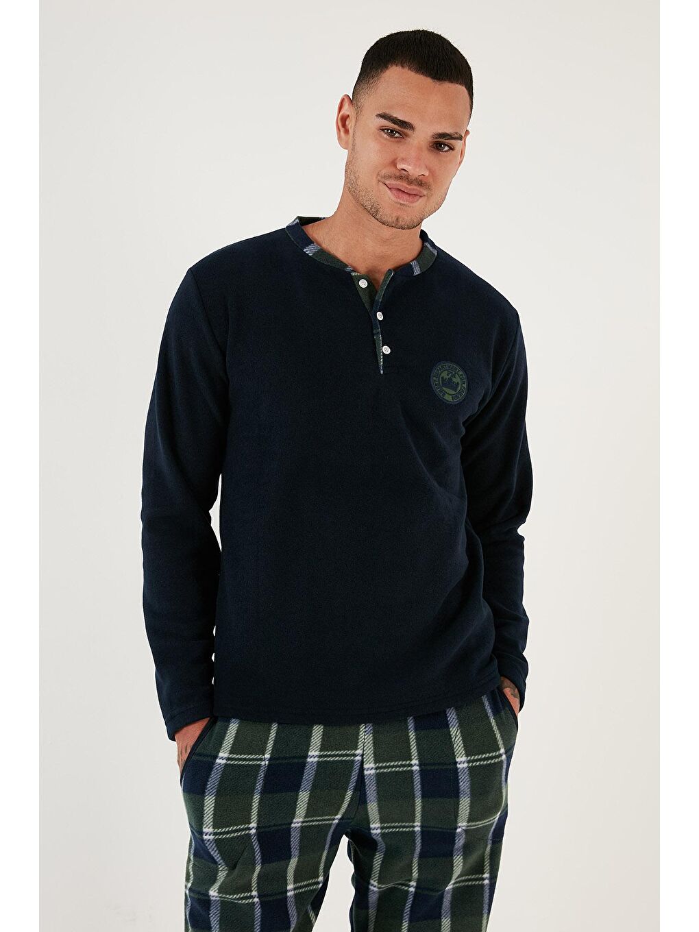 Lacivert Ekoseli Regular Fit Düğmeli Bisiklet Yaka Kışlık Polar Erkek Pijama Takımı 60961001-2